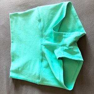 LuluLemon Wunderunder shorts